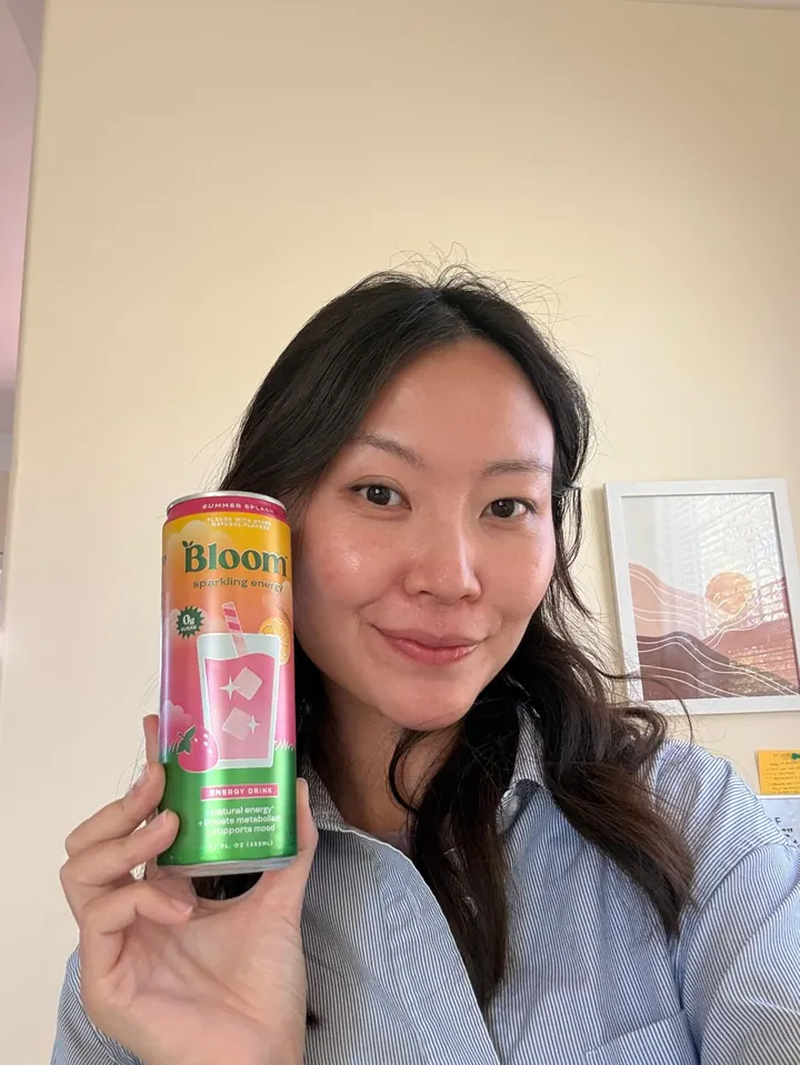 Melanie creating content with a Bloom drink
